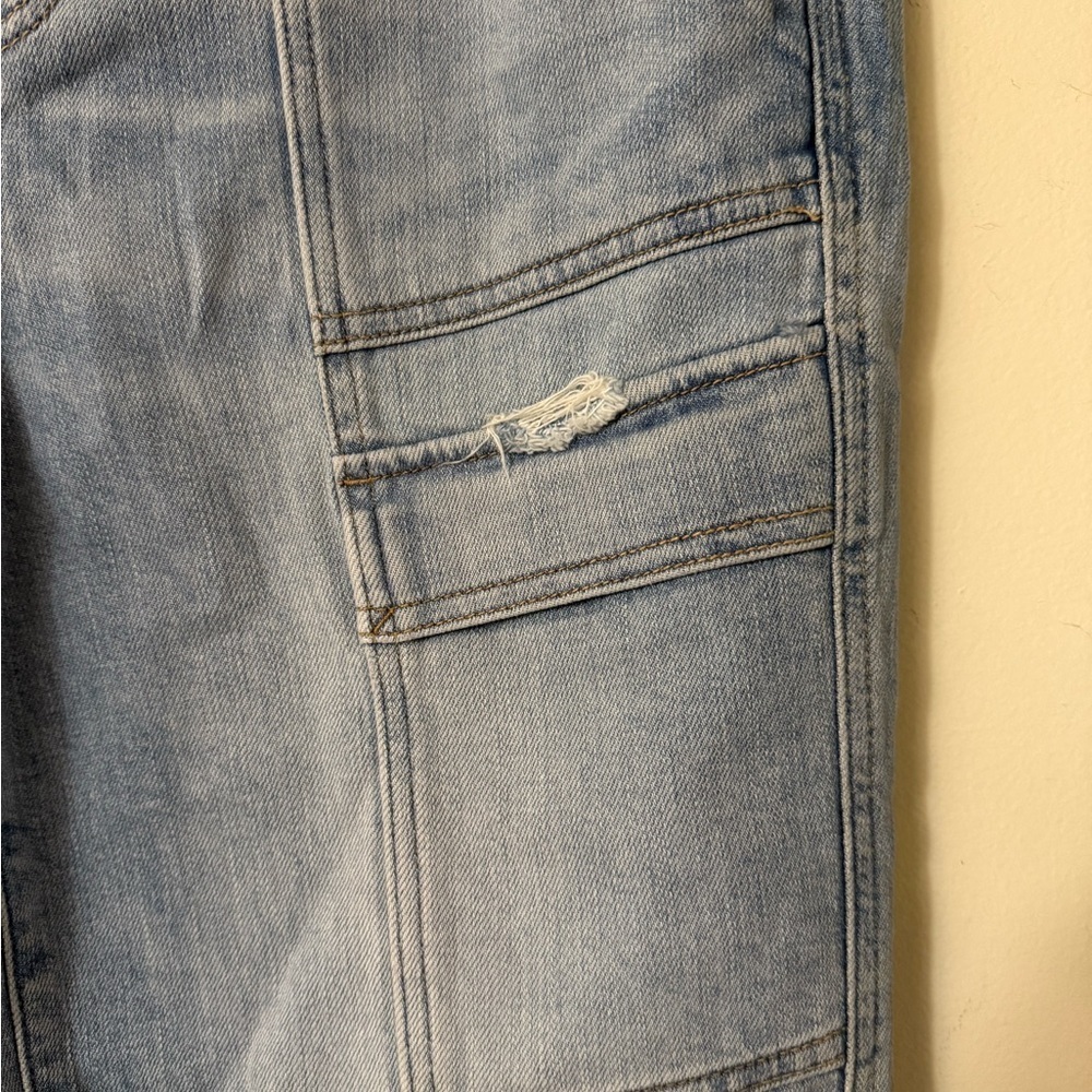 Daze Women's Light Blue Cargo Straight Leg Jeans, size 26 - Picture 3 of 11